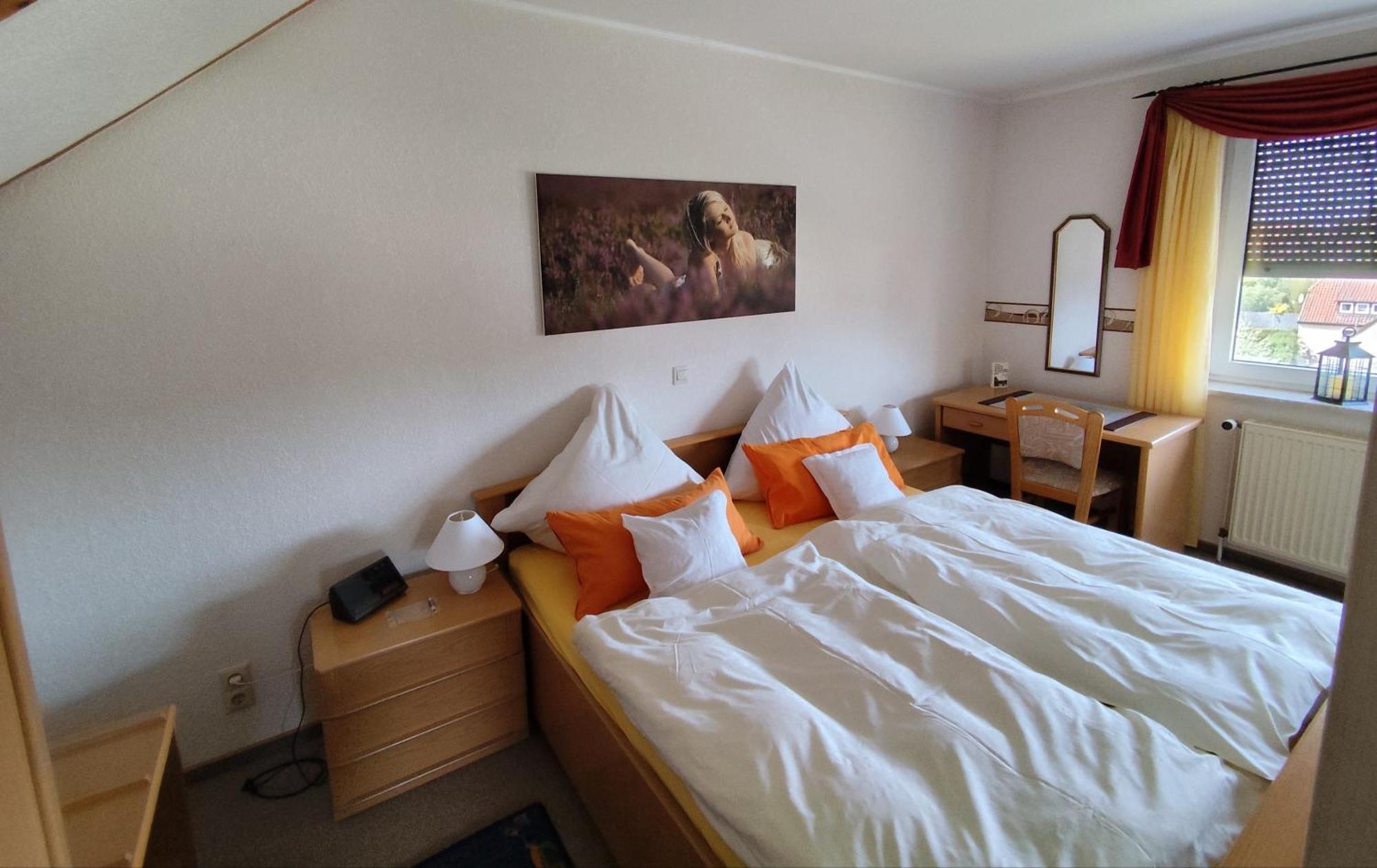 Pension Ingrid シュネーヴァーディンゲン 部屋 写真
